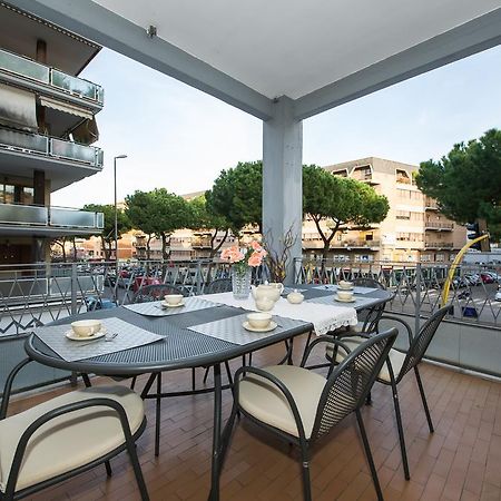 Appartamento House Gregorio Roma Esterno foto