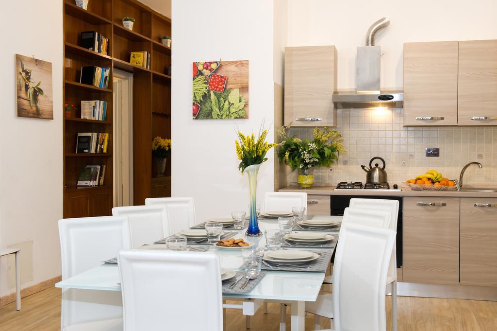 Appartamento House Gregorio Roma Esterno foto