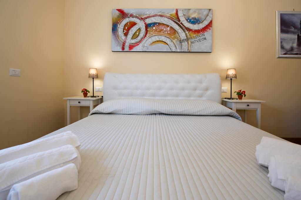 Appartamento House Gregorio Roma Esterno foto