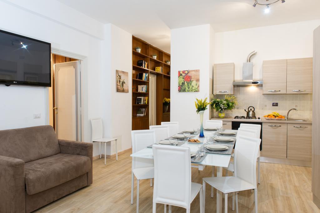 Appartamento House Gregorio Roma Esterno foto