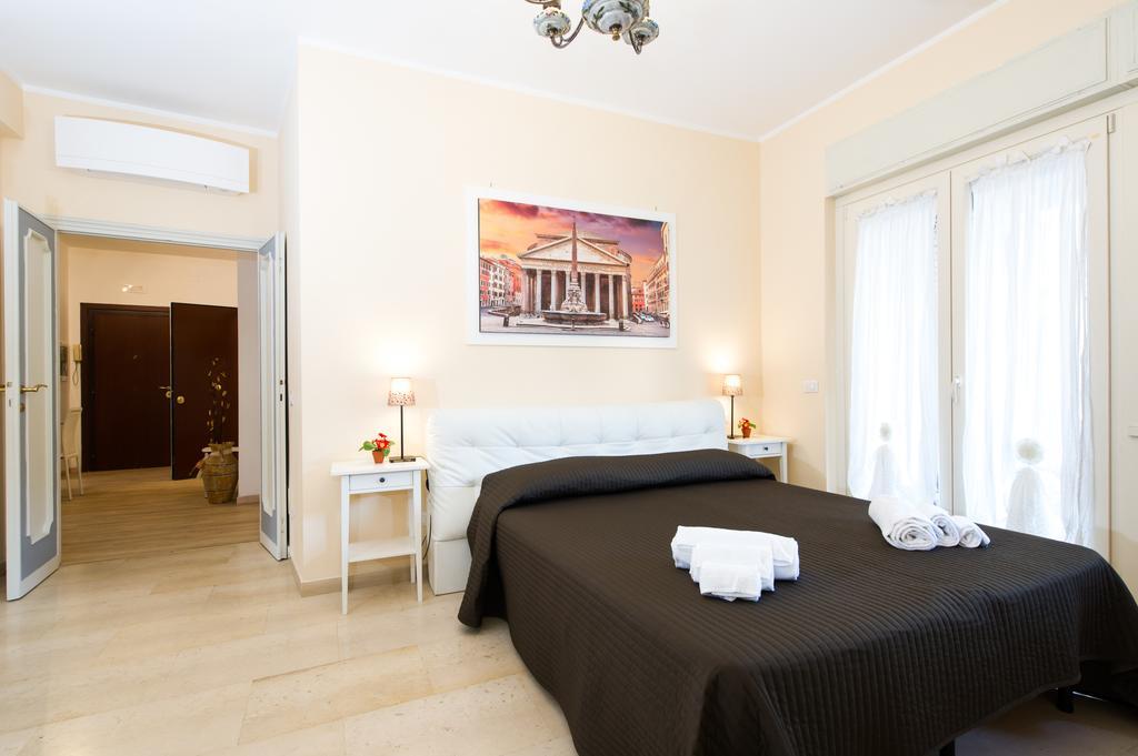 Appartamento House Gregorio Roma Esterno foto