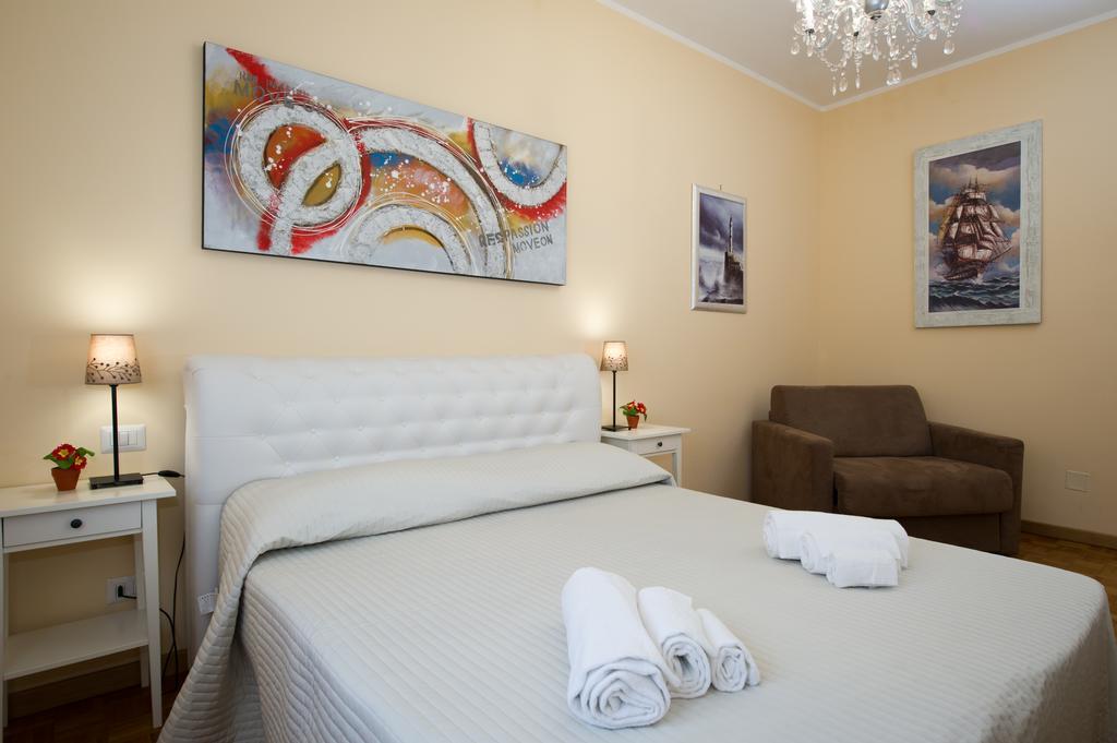 Appartamento House Gregorio Roma Esterno foto