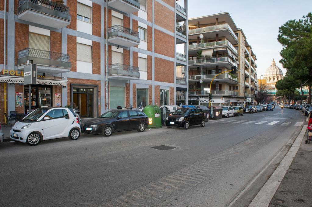 Appartamento House Gregorio Roma Esterno foto